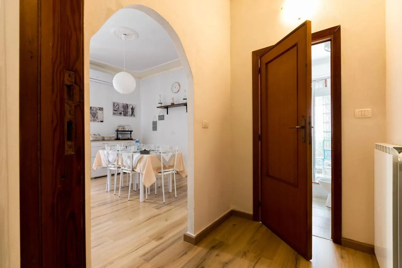 Passi Alterni Apartments Alghero Bed & Breakfast
